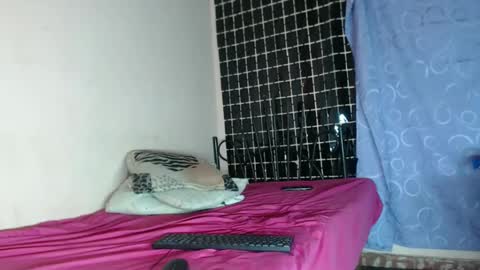 lana_robertt online show from December 31, 10:48 am