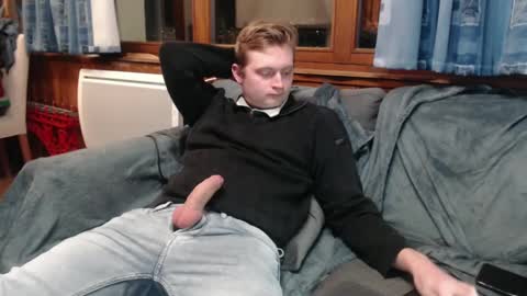 largebit17 online show from January 6, 6:31 pm