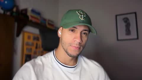 andrew online show from November 24, 1:34 pm