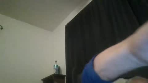 larrymb777 online show from November 2, 6:50 am