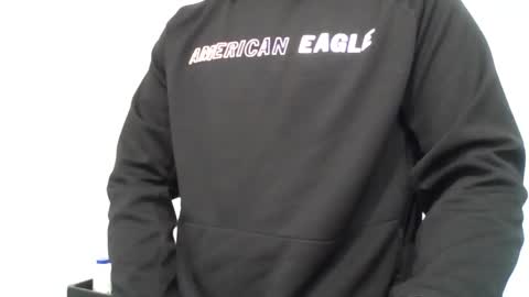 las14a online show from December 1, 8:01 pm