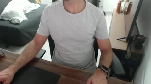 latexdave84 online show from May 29, 3:27 am