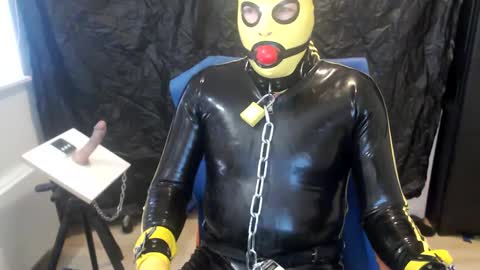 latexslaafboy online show from March 3, 7:17 am
