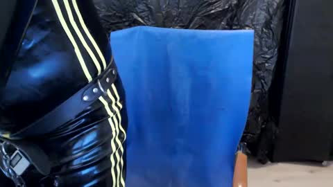 latexslaafboy online show from January 7, 7:11 am