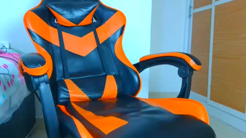 blackBear online show from September 21, 3:01 pm