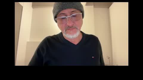 QS - INDEPENDENT MODEL online show from September 13, 2:56 am