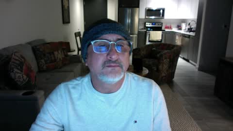 QS - INDEPENDENT MODEL online show from February 3, 2:58 am