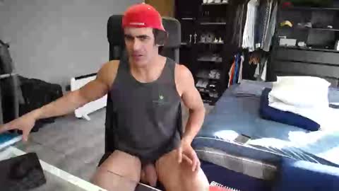 sam online show from December 1, 1:14 pm