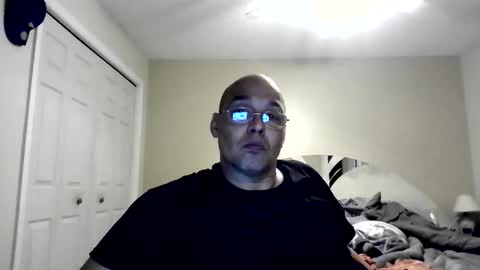 latinoinfla online show from April 1, 1:40 am