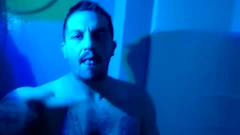 Latino no limits online show from December 23, 8:44 am