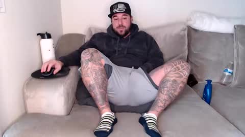 layzebigballs online show from February 16, 7:27 pm