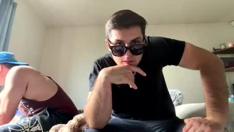 leaderzac online show from April 28, 12:27 am
