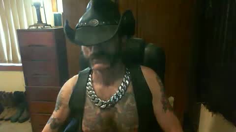 leathergreaser online show from November 6, 1:52 am