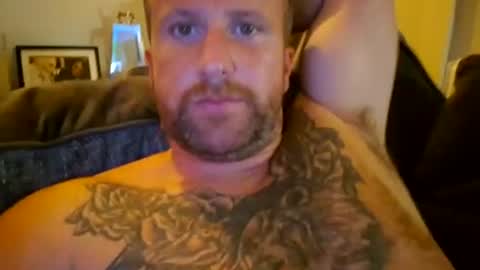 leatherjacketcum1 online show from June 21, 10:37 pm