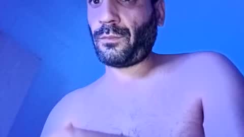 Snapshot of lechebizvm chatting on October 16, 1:02 am lechebizvm online show from October 16, 1:02 am