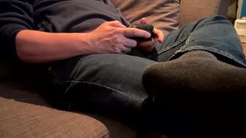 Le beau curieux online show from March 11, 8:20 pm