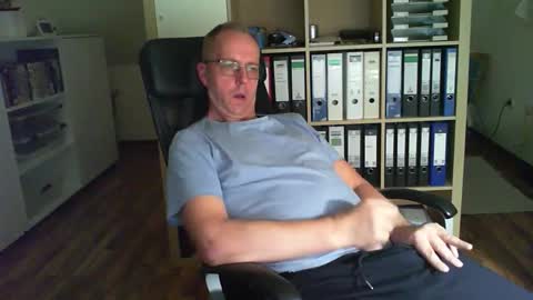 Dave online show from October 12, 5:40 pm