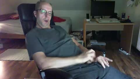 Dave online show from December 22, 12:39 am