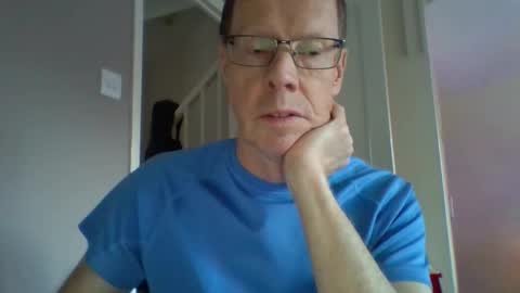 lekimej109 online show from December 19, 9:17 am