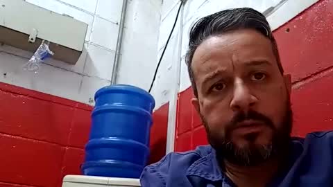 Snapshot of lelefiel chatting on January 7, 12:45 am Pequeno Urso online show from January 7, 12:45 am