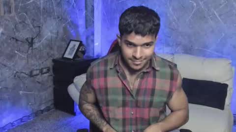 Leo independent model online show from October 7, 12:37 am