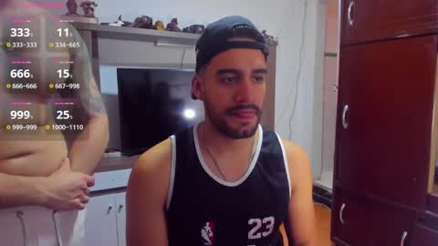 Leon Hart online show from December 18, 4:28 pm