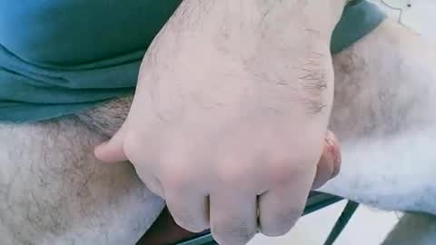 leon_pgorda online show from December 4, 4:14 pm