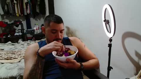 leonino231 online show from March 28, 3:18 am