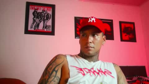 Lenardo jaramillo online show from November 18, 9:06 pm