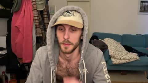 Leon online show from February 4, 3:07 pm