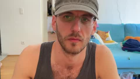 Leon online show from June 8, 10:16 am