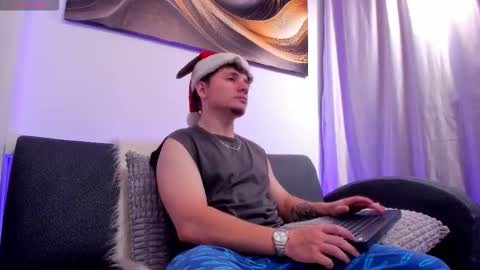 Leo  online show from November 29, 5:20 am