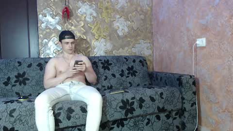 leoroman online show from January 9, 12:41 pm