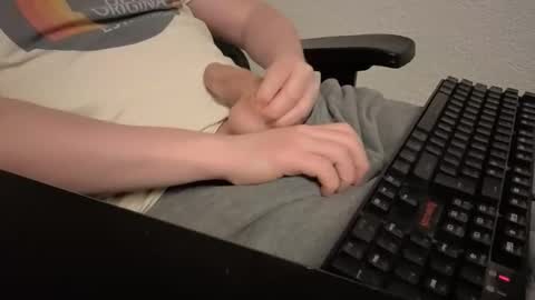 Leroy online show from February 21, 8:43 pm