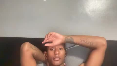 letmeeatup online show from September 11, 7:18 am