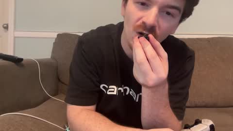 Jacob online show from December 31, 10:34 pm