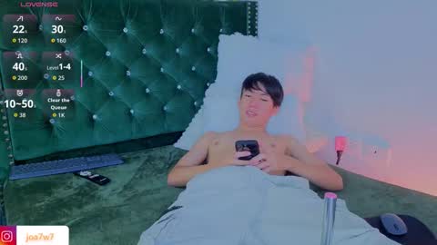 Levi  online show from March 18, 2:53 pm