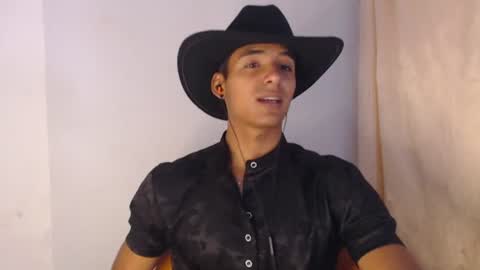 i  am lewis ly EDUARDO MEMDOZA15 online show from July 18, 3:06 pm