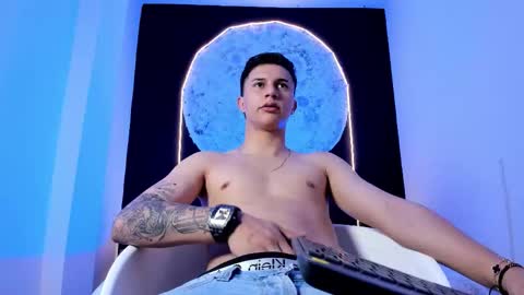 Liam Smith online show from October 28, 1:24 pm