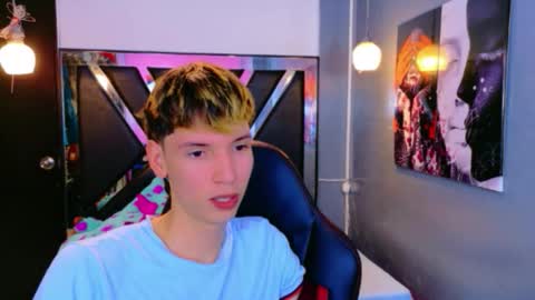 liam_green1 online show from February 26, 7:37 pm