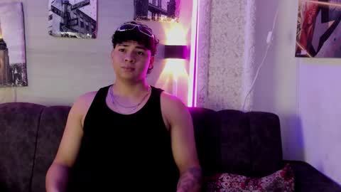 liam online show from November 12, 12:44 pm