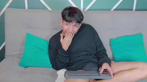 Liam online show from December 19, 1:41 pm