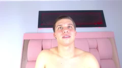 liam_york online show from November 26, 7:50 pm