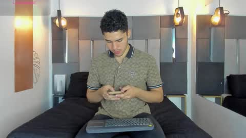 Liam online show from January 8, 3:06 pm