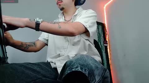 Liam online show from February 6, 5:48 am