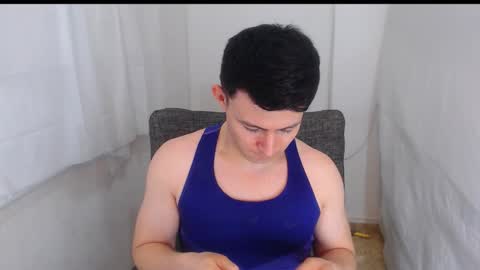 lian_eathan online show from February 2, 6:01 am