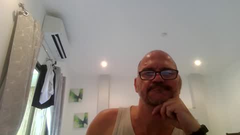 Cockcentric online show from November 5, 7:54 am