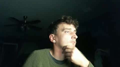 cutiepie101 online show from April 11, 8:40 am