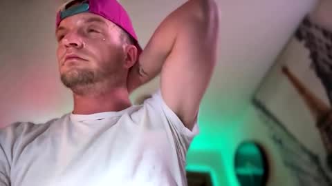 Jordan  Mitchell online show from November 7, 9:34 am