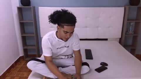 Lihan online show from February 4, 3:33 am